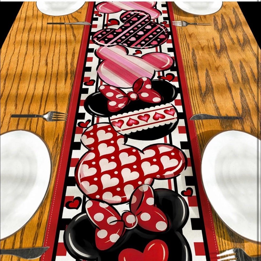 New 13x72 Table Runner Disney Minnie Mouse Valentines Day Fabric Mantel Scarf - Picture 5 of 7